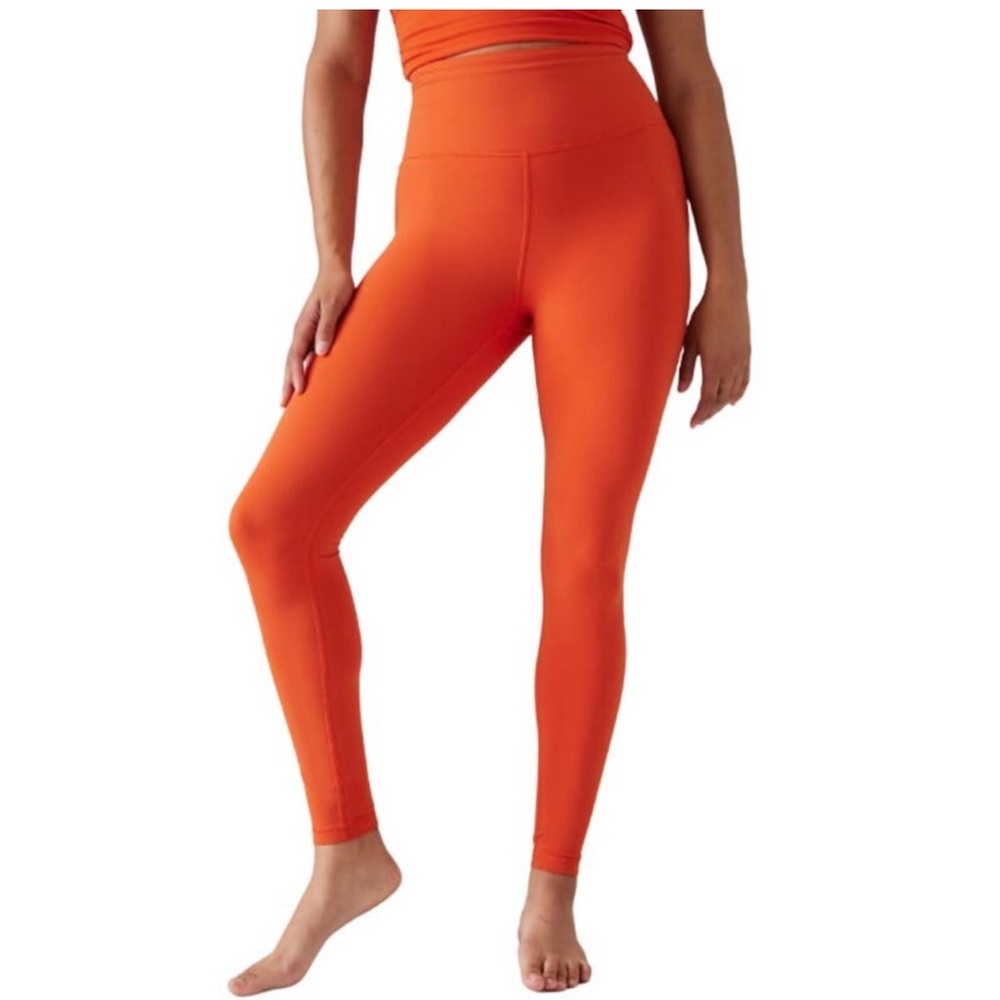 NWOT- Athleta Orange Ultra High Rise Elation Tight, Small